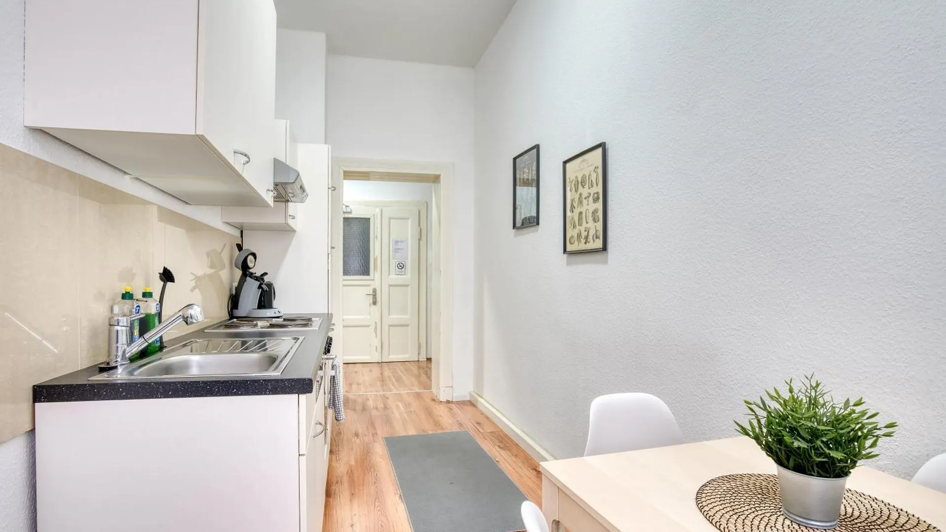 Homy I Altbaucharme Netflix Und Wlan Apartment Leipzig